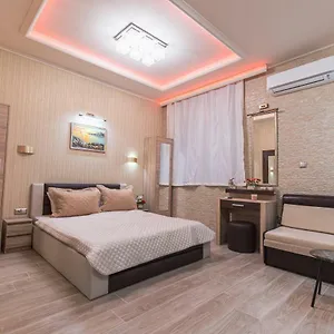 Deluxe City Center Apartment Burgas